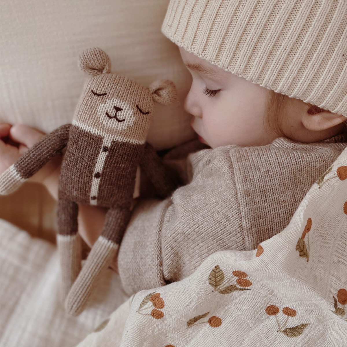 Quand introduire un doudou pour Bébé ? Nos conseils pour bien le choisir