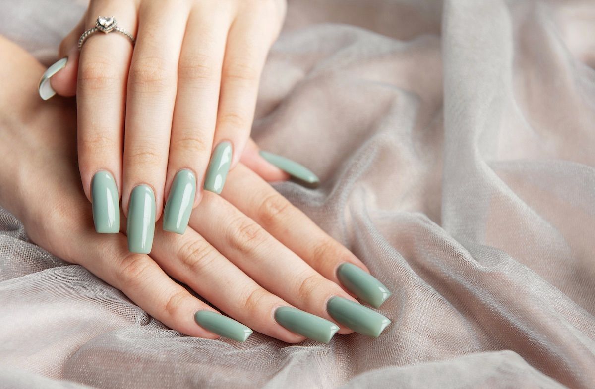 MaquillageOubliez le butter yellow pour vos ongles, cette nuance est la n°1 des tendances manucure du printemps
                Si vous êtes plutôt adepte de la couleur jaune qui vient réchauffer votre teint comme les rayons du soleil, un …