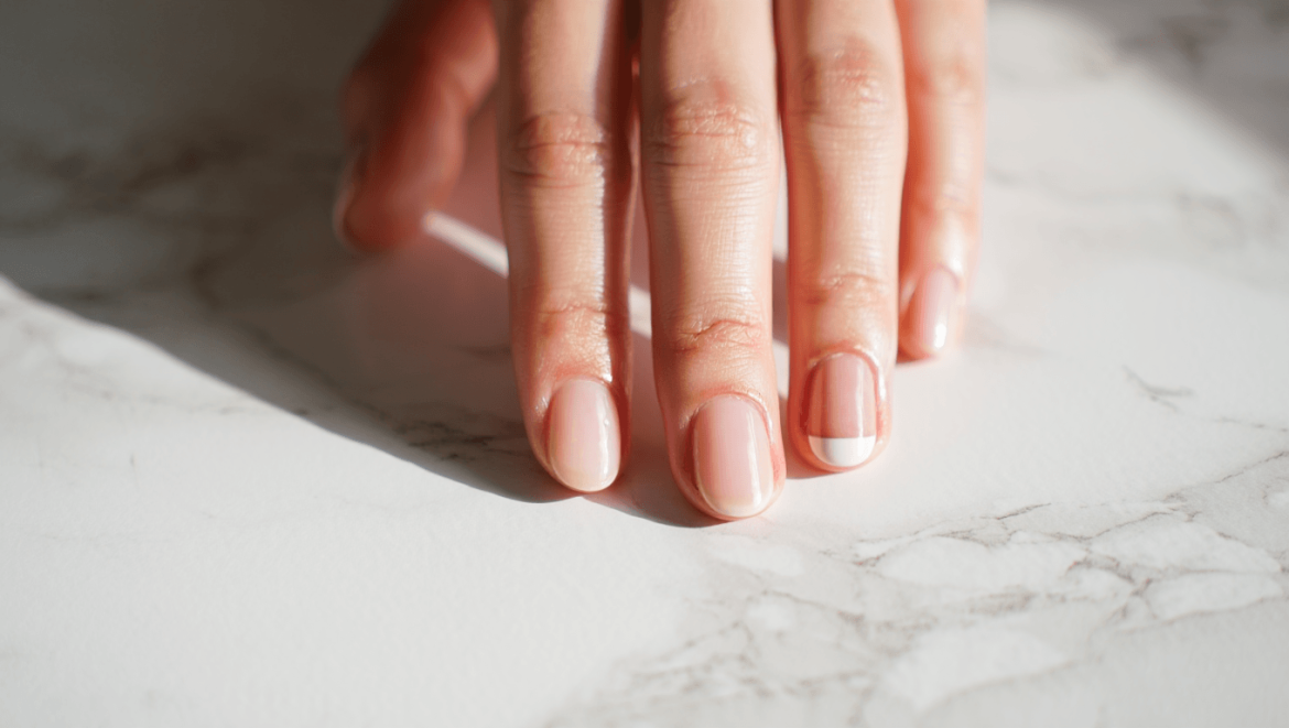 Gel, semi-permanent ou Gel-X :
voici quelle manucure choisir pour ne plus abîmer vos ongles
